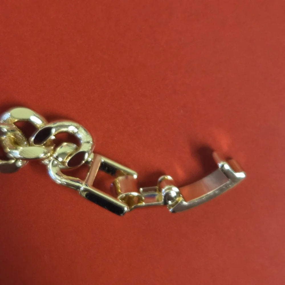 18k Gold Plated Crystal Bracelet - Picture 3 of 8
